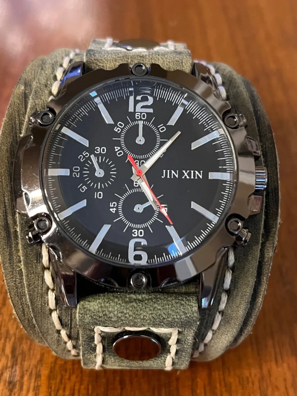 Men's JIN XIN brand oversized watch with khaki green suede band